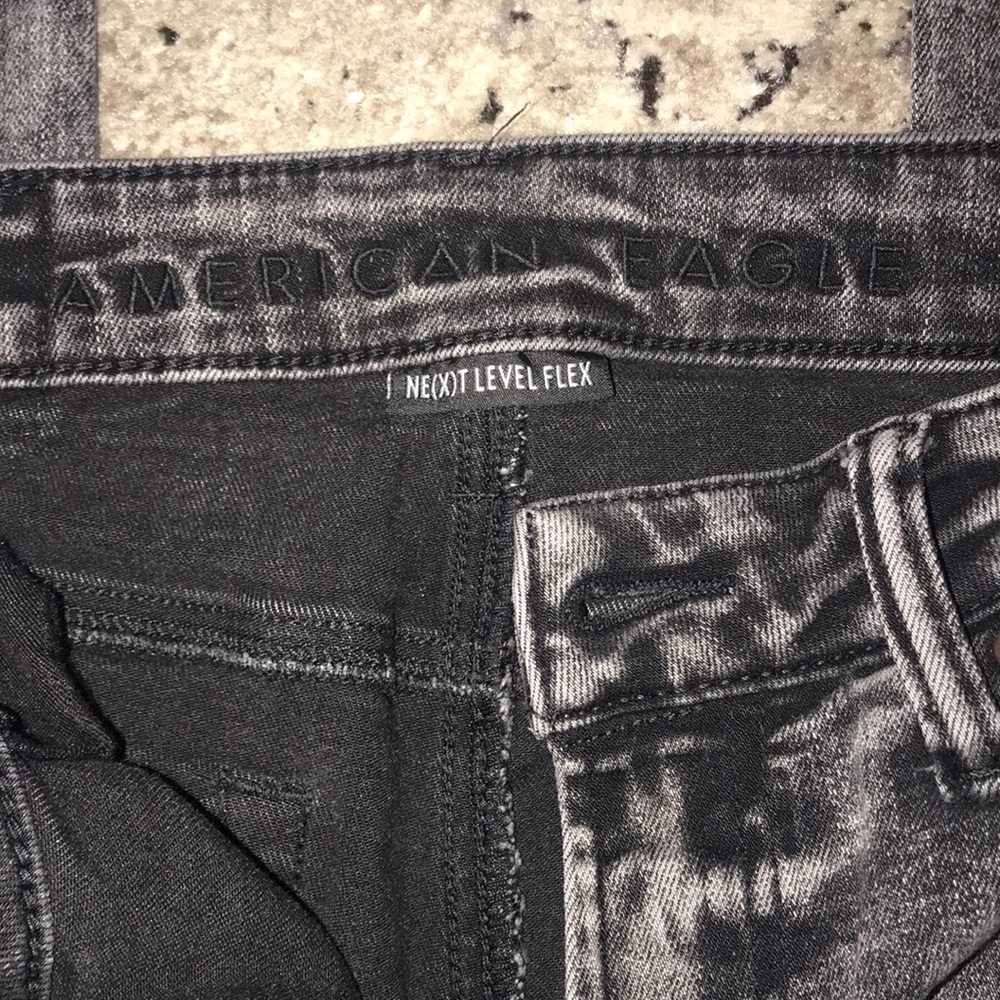 American Eagle Next Level Flex 30x34 Factory Faded Ripped Jeans - Picture 5 of 12